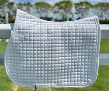 Load image into Gallery viewer, SQUARE QUILT SADDLE PAD  WW-025 JUMP & DRESSAGE